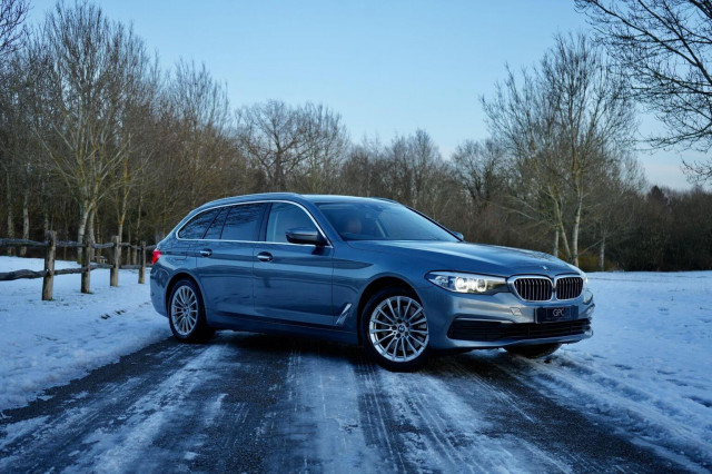 BMW 5 SERIES