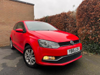 VOLKSWAGEN POLO (2015)