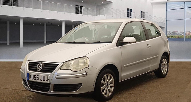 VOLKSWAGEN POLO (2005)