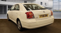 TOYOTA AVENSIS (2006)