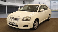 TOYOTA AVENSIS (2006)