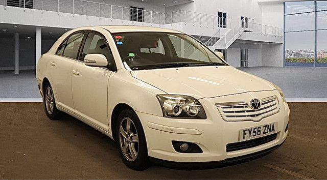 TOYOTA AVENSIS (2006)