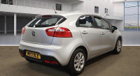 KIA RIO (2013)