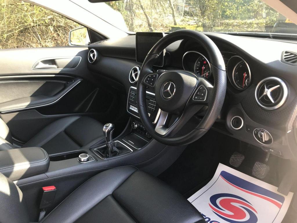 MERCEDES-BENZ A CLASS