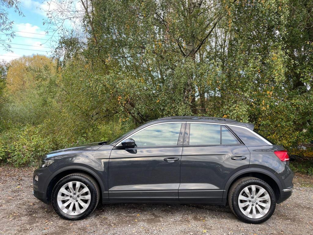 VOLKSWAGEN T-ROC
