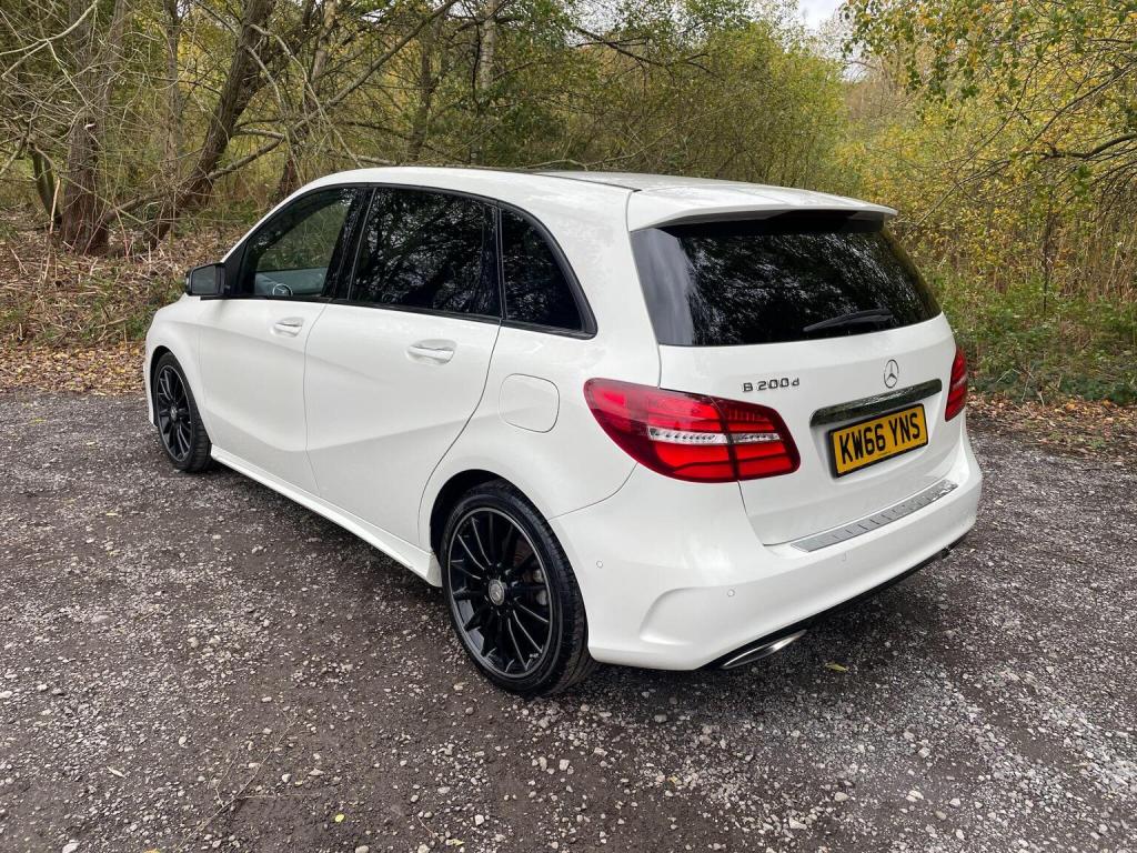 MERCEDES-BENZ B CLASS