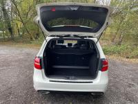 MERCEDES-BENZ B CLASS