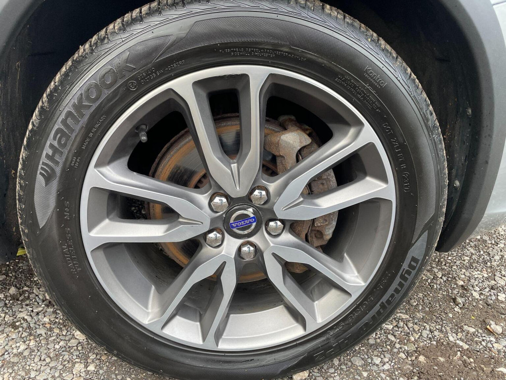 VOLVO V60 CROSS COUNTRY