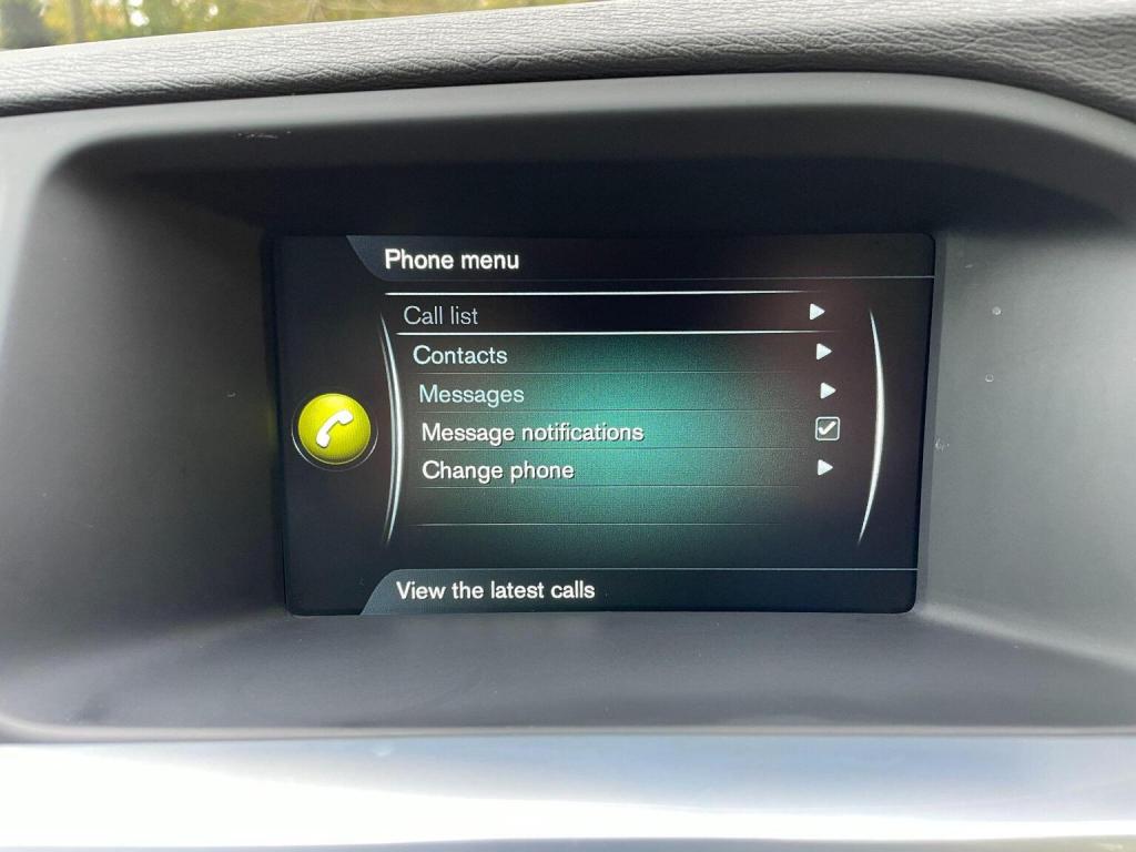 VOLVO V60 CROSS COUNTRY