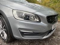 VOLVO V60 CROSS COUNTRY