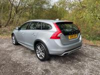 VOLVO V60 CROSS COUNTRY
