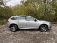 VOLVO V60 CROSS COUNTRY