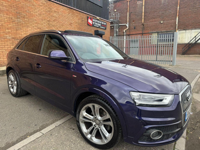 AUDI Q3 2.0 TDI S line S Tronic quattro Euro 5 (s/s) 5dr