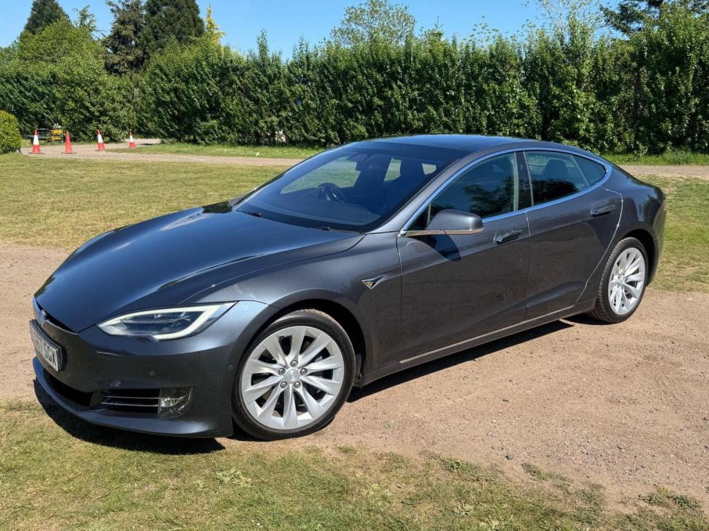 TESLA MODEL S