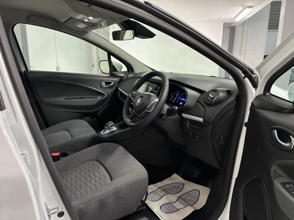 RENAULT ZOE
