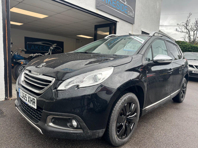 PEUGEOT 2008 1.2 PureTech Allure