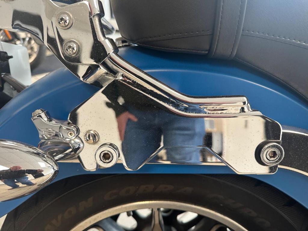 HARLEY-DAVIDSON Softail