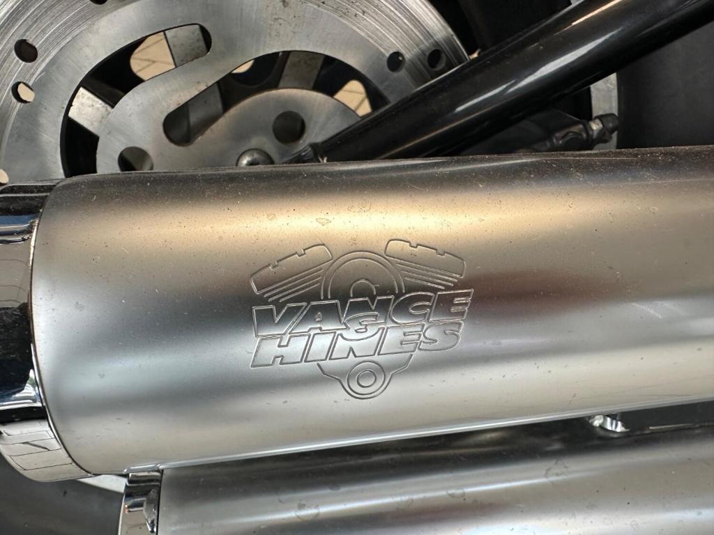 HARLEY-DAVIDSON Softail