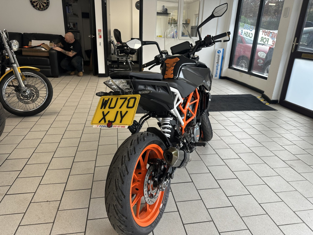KTM 390 DUKE