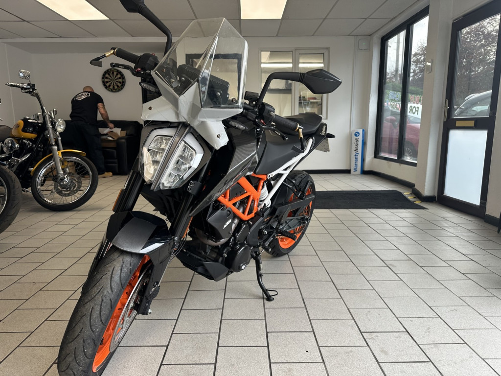 KTM 390 DUKE