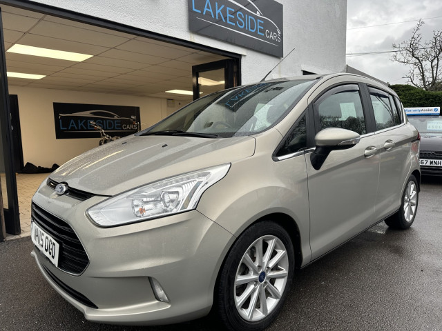 FORD B-MAX 1.6 Titanium