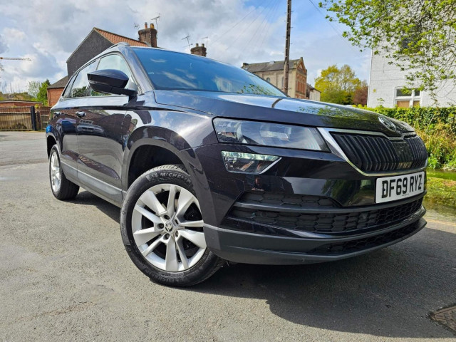 SKODA KAROQ