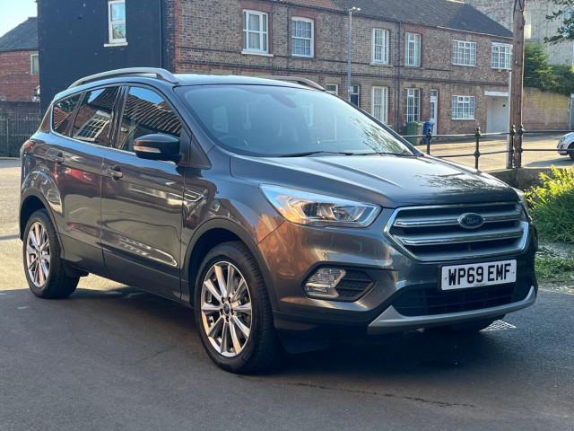 FORD KUGA
