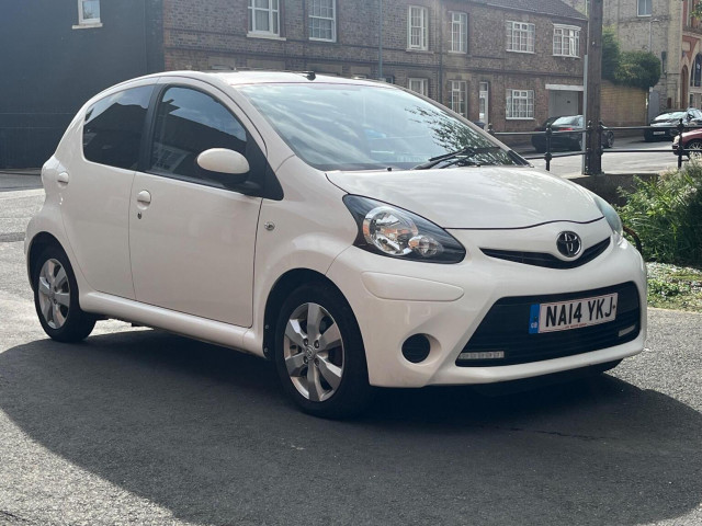 TOYOTA AYGO