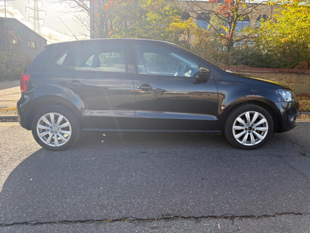 VOLKSWAGEN POLO 1.6 TDI SEL Euro 5 5dr