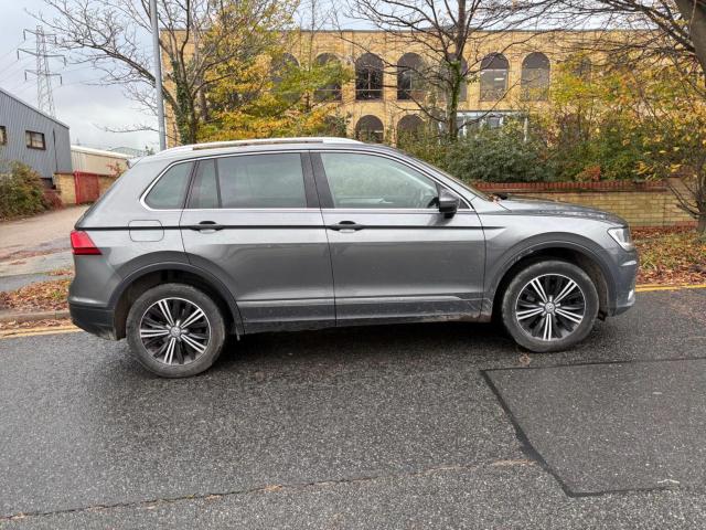 VOLKSWAGEN TIGUAN 2.0 TDI BlueMotion Tech SE Navigation 4Motion Euro 6 (s/s) 5dr
