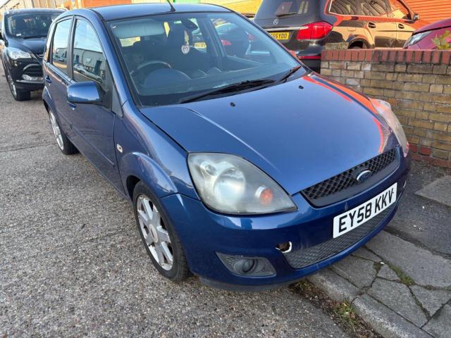 FORD FIESTA 1.25 Zetec Blue Edition 5dr