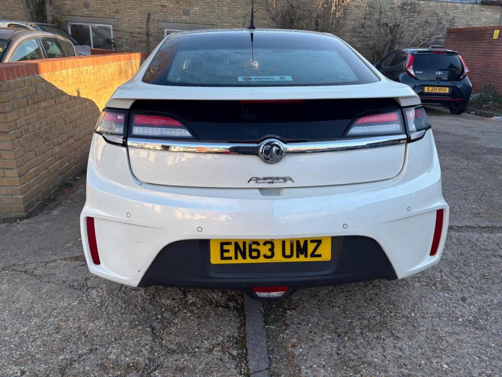 VAUXHALL AMPERA