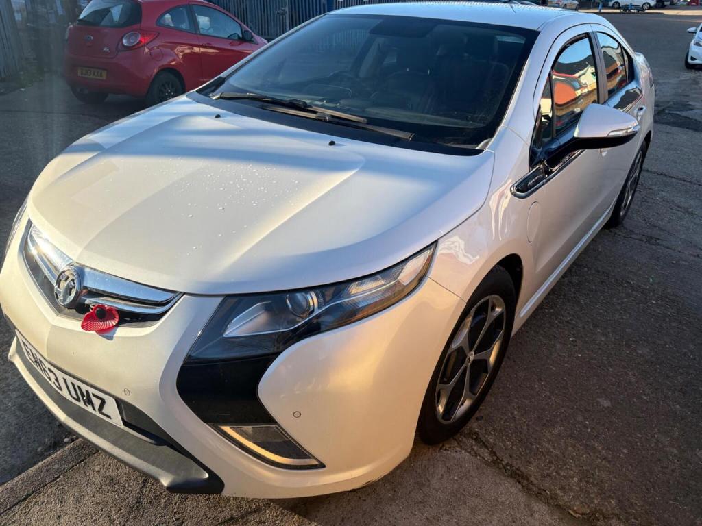 VAUXHALL AMPERA