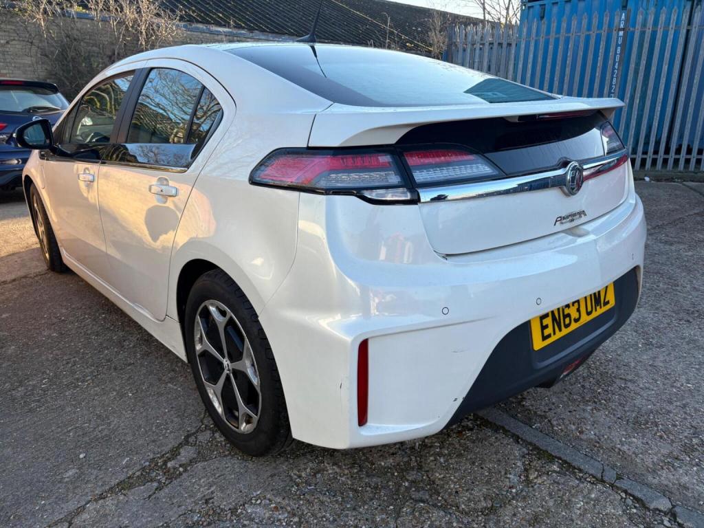 VAUXHALL AMPERA