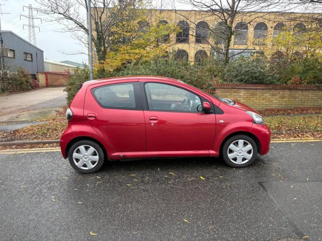 TOYOTA AYGO 1.0 VVT-i Ice Euro 5 5dr