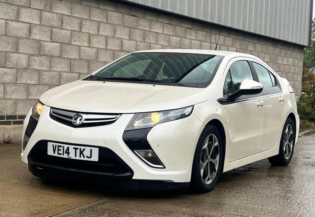 VAUXHALL AMPERA