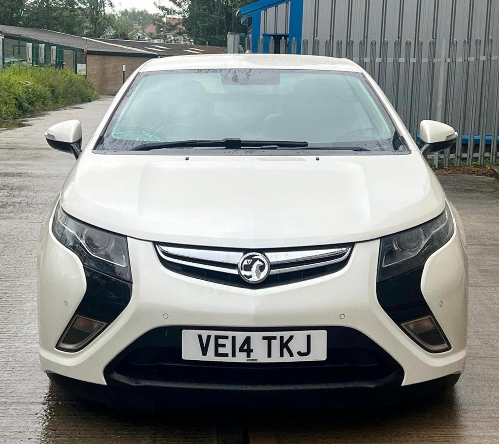 VAUXHALL AMPERA
