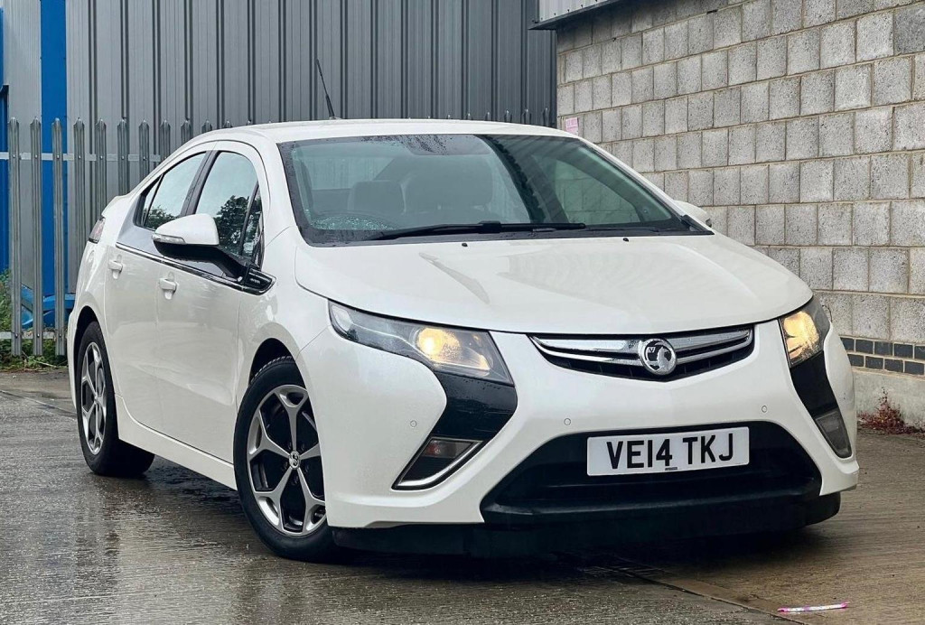 VAUXHALL AMPERA
