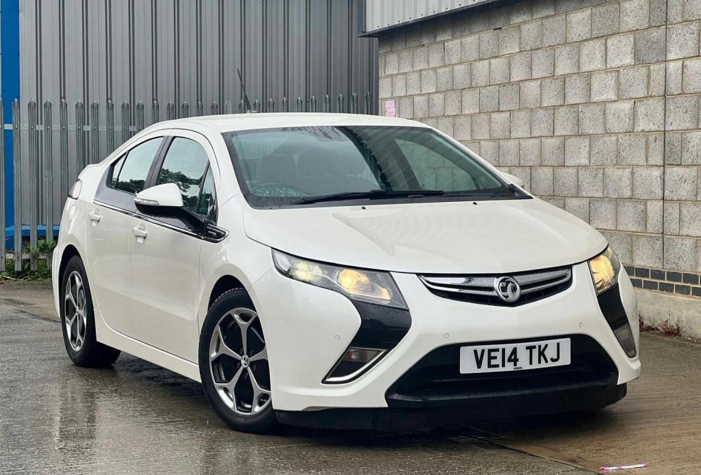 VAUXHALL AMPERA