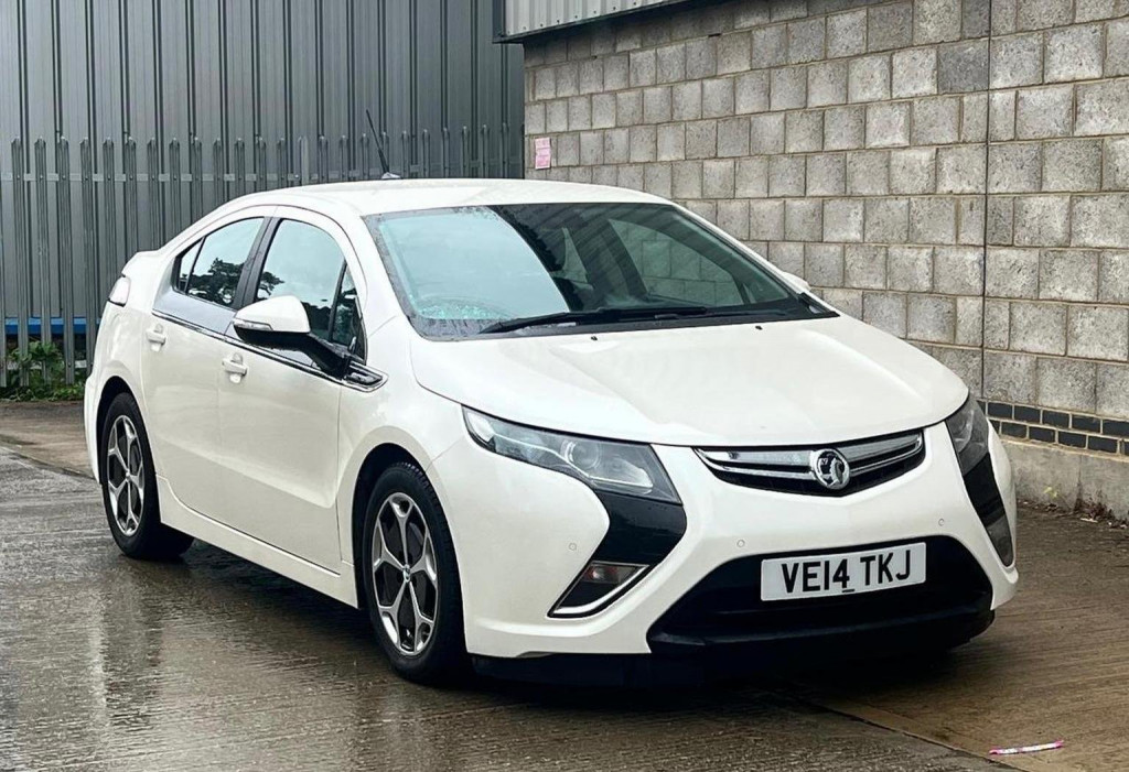 VAUXHALL AMPERA
