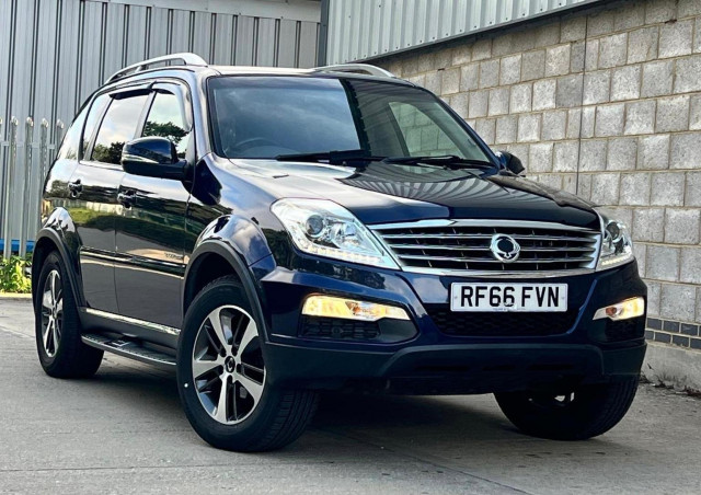 SSANGYONG REXTON