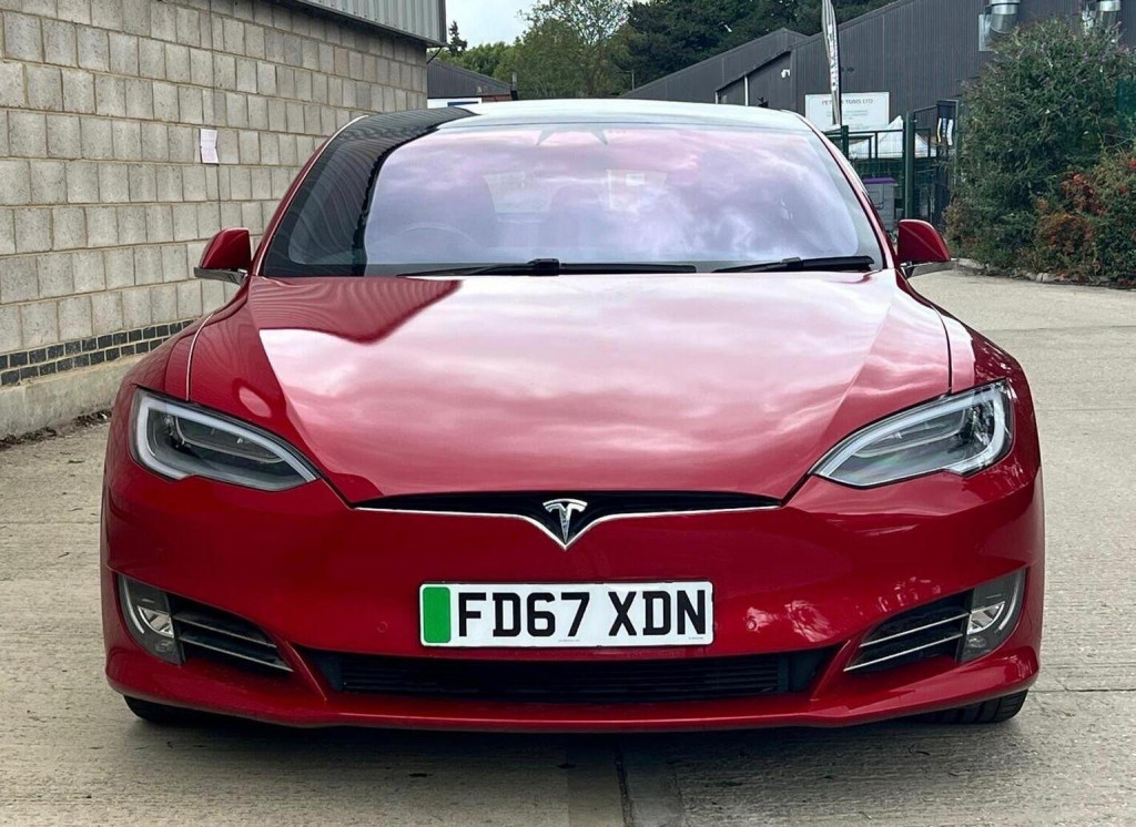 TESLA MODEL S