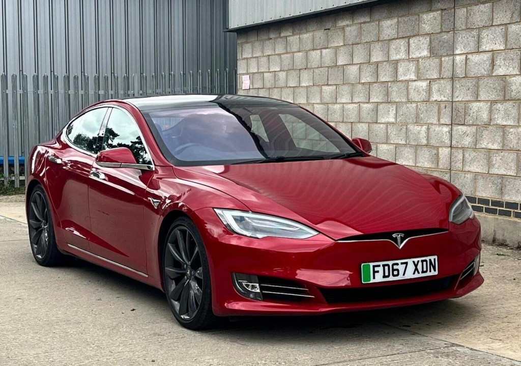 TESLA MODEL S