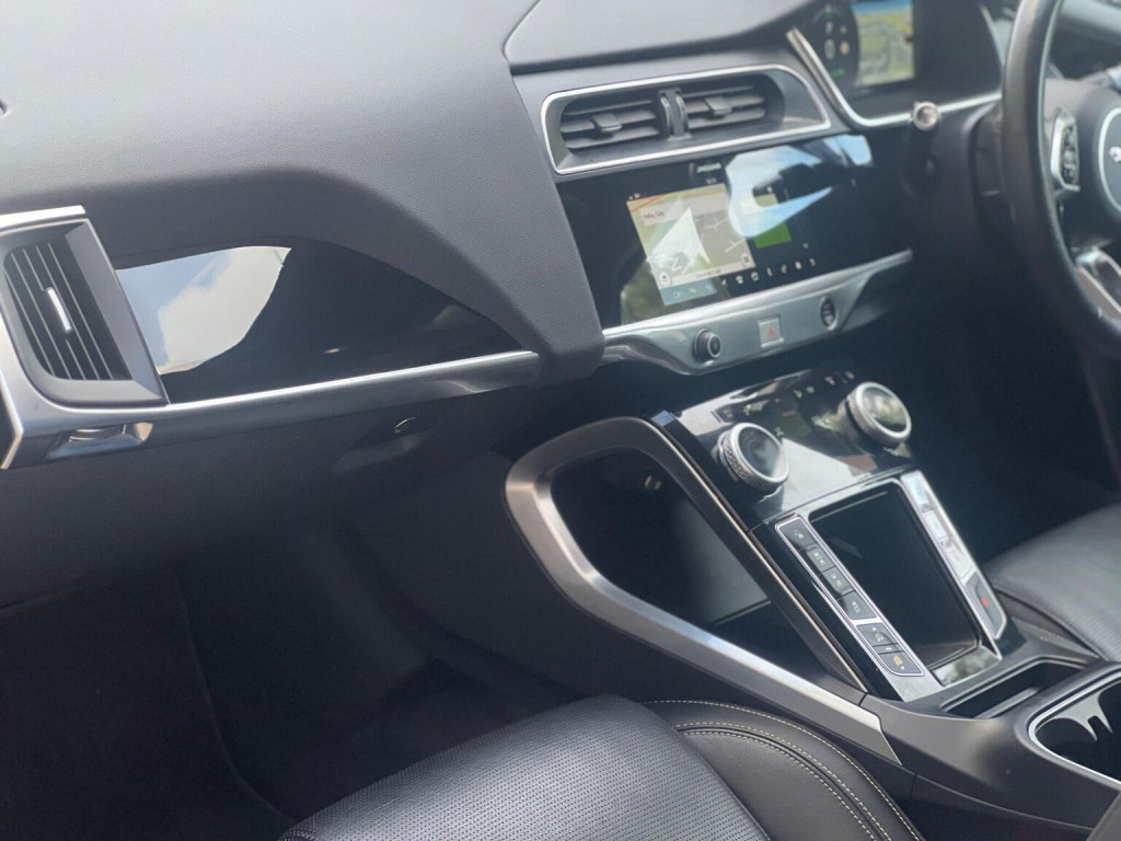 JAGUAR I-Pace