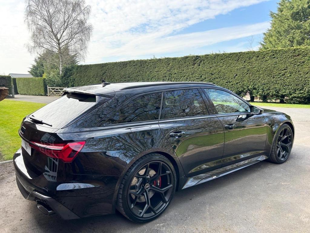 AUDI RS6