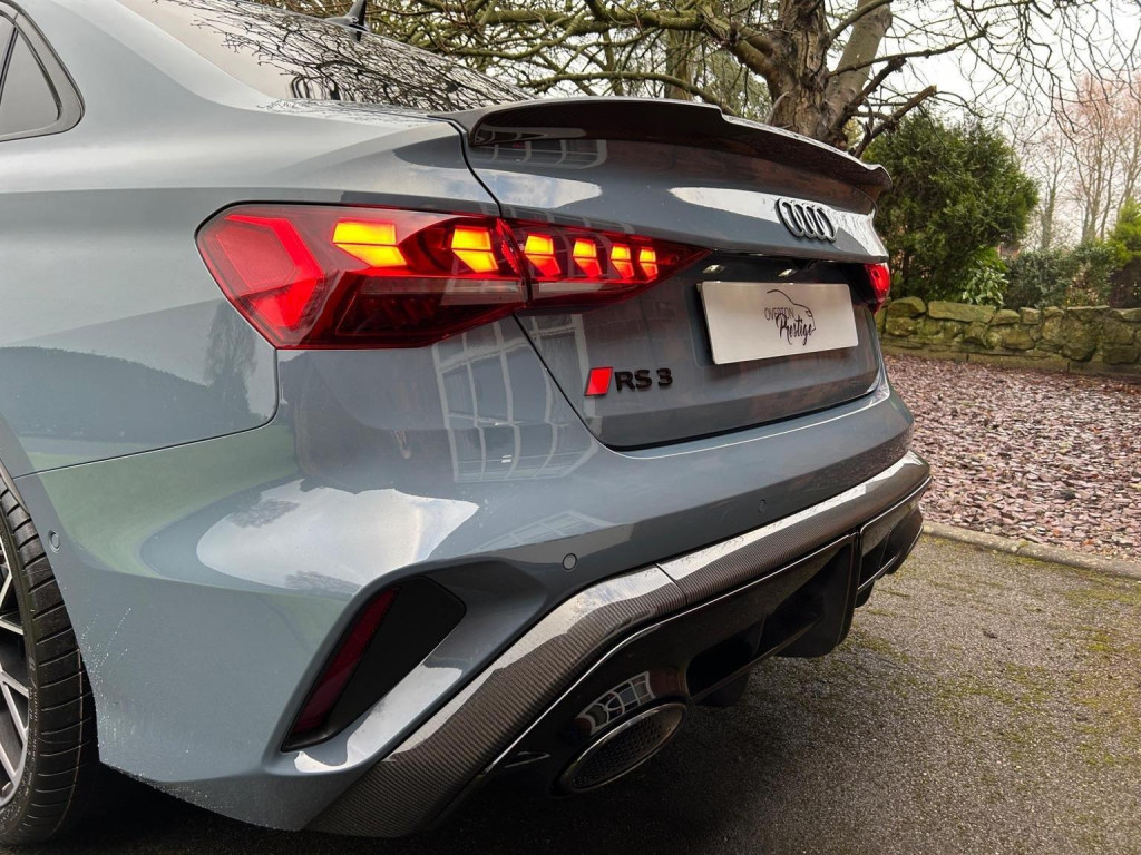 AUDI RS3