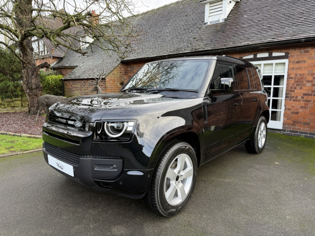 LAND ROVER DEFENDER 110