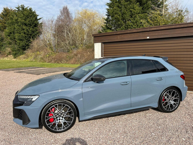 AUDI RS3