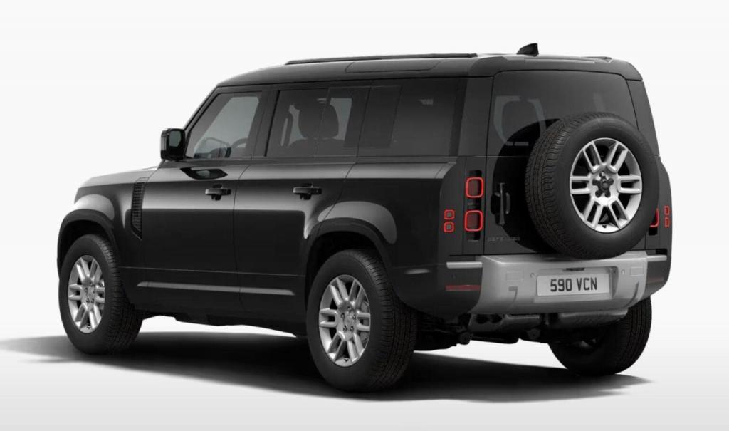 LAND ROVER DEFENDER 110