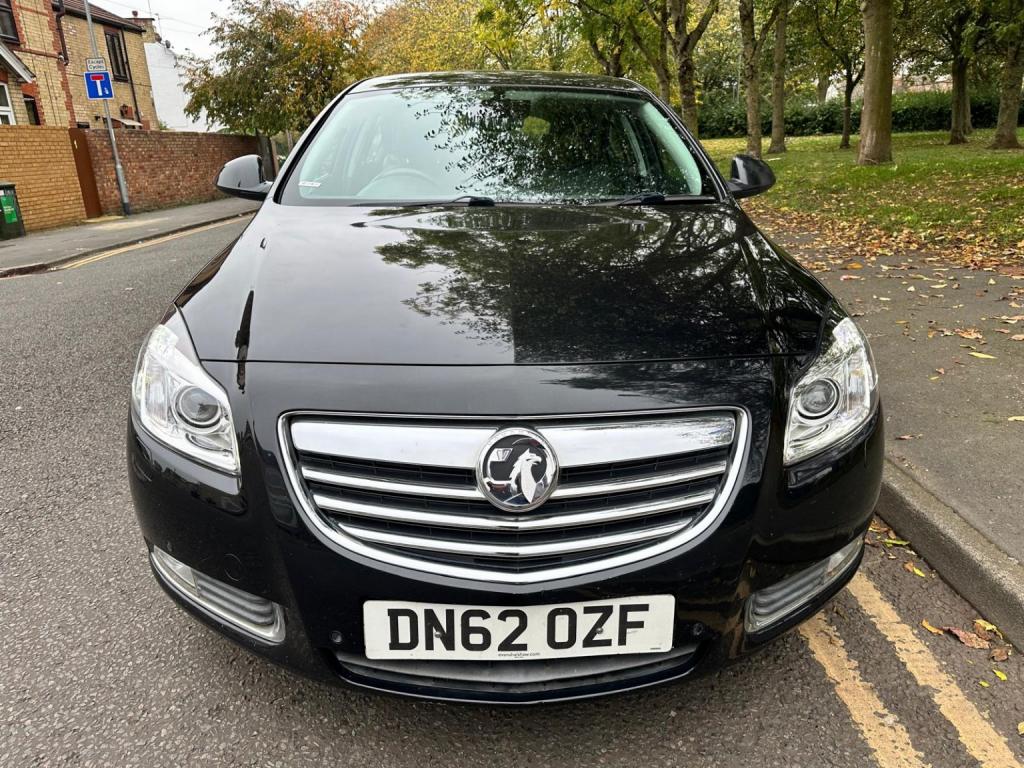 VAUXHALL INSIGNIA